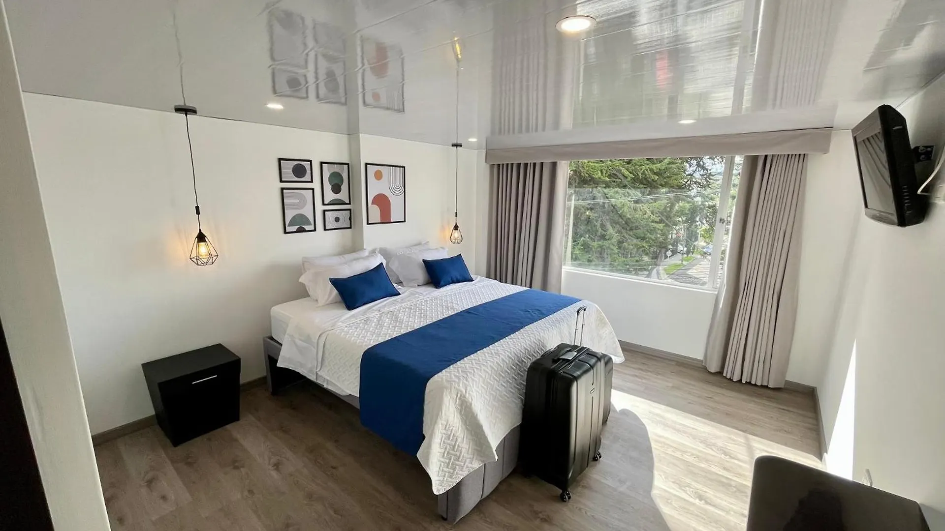 **  Hotel Embajada 44 Bogotá Colombia